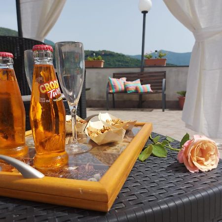 B&B L'Abbraccio Casola di Napoli Ngoại thất bức ảnh