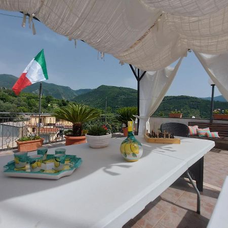 B&B L'Abbraccio Casola di Napoli Ngoại thất bức ảnh